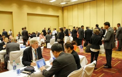 推進(jìn)互利共贏對美經(jīng)貿(mào)合作關(guān)系新發(fā)展